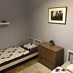 The Lazy Muggle Hostal *