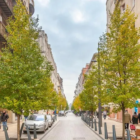 The Lazy Muggle Hostel